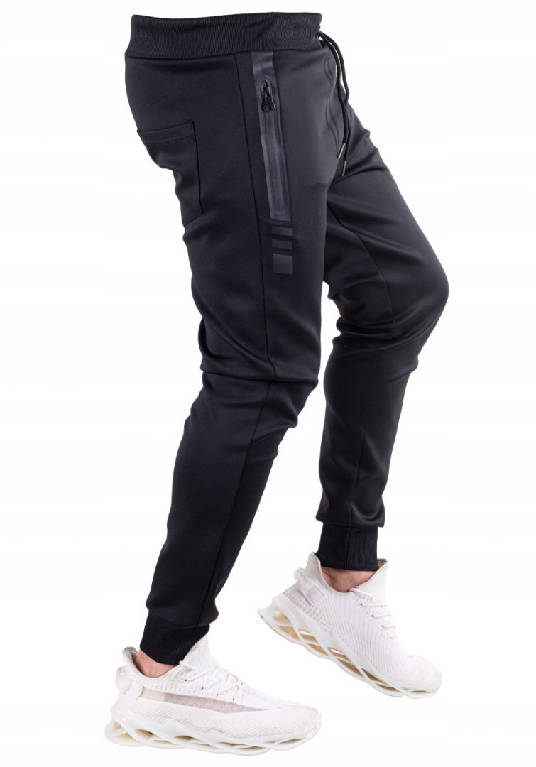 r. XXL Czarne spodnie dresowe joggery BASSIM
